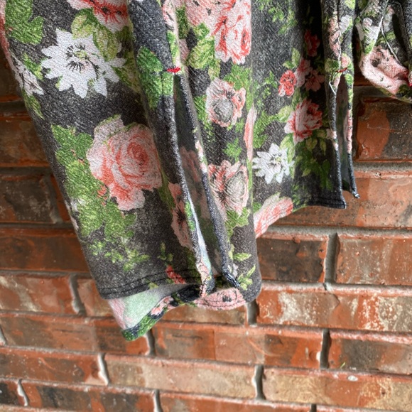 Free people light green with multi floral button down blouse top small - Picture 5 of 8